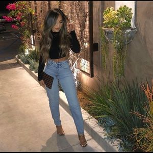 Meet your Posher, Ariana